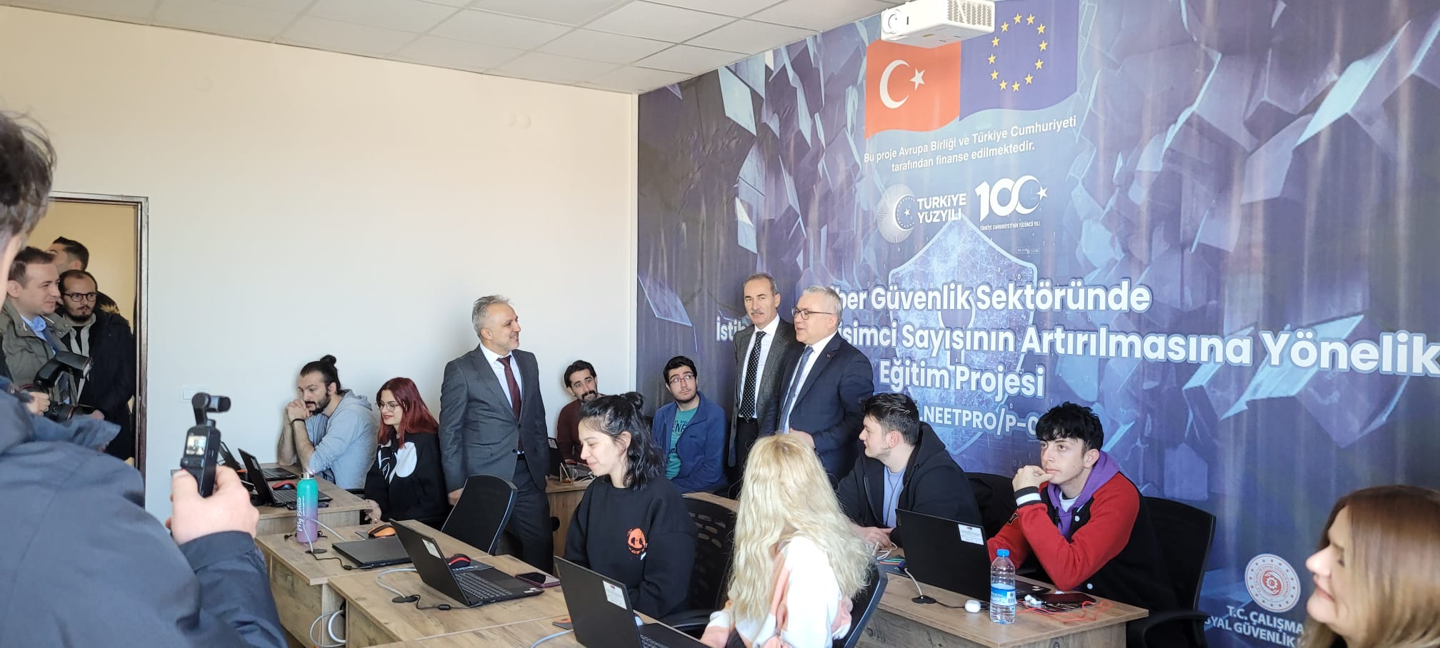 Sivas Valisi Dr. Yılmaz Şimşek’ten Cumhuriyet Teknokent’e Ziyaret